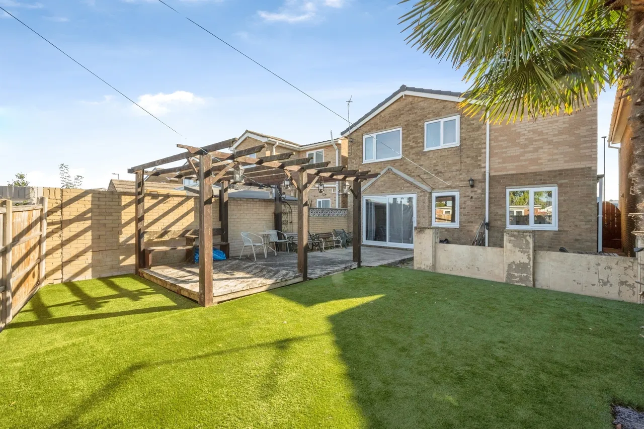 Bond Street, New Rossington, DN11, photo 4