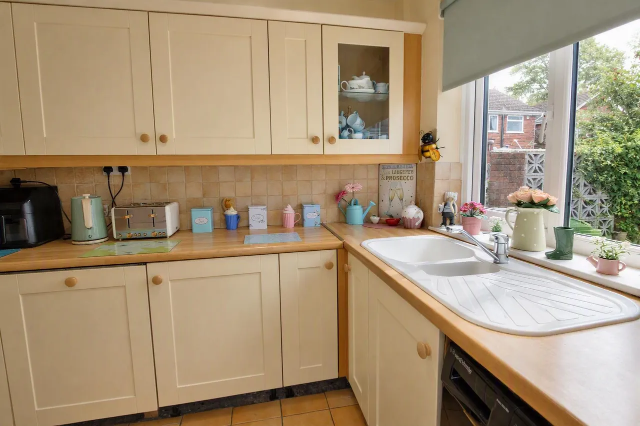 Heydon Road, Brierley Hill, DY5, photo 11