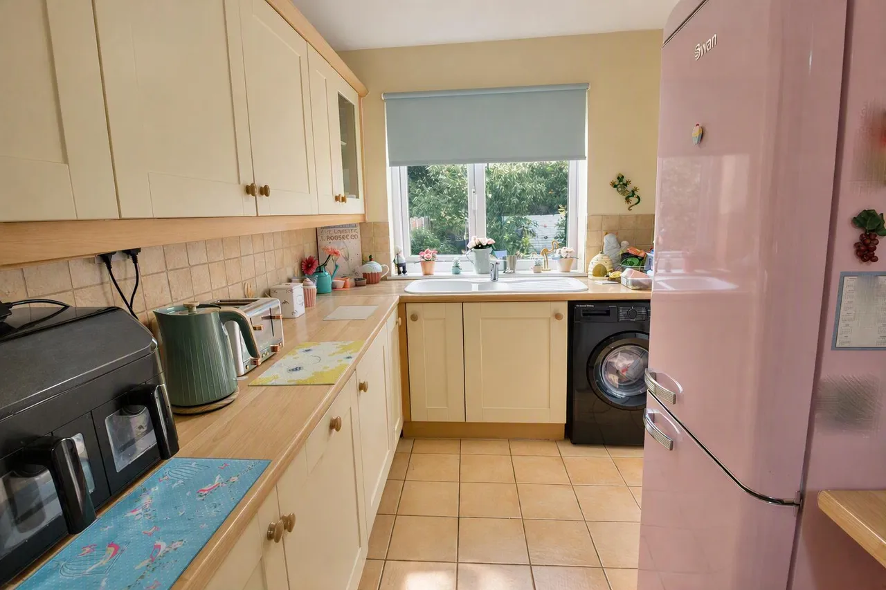 Heydon Road, Brierley Hill, DY5, photo 9