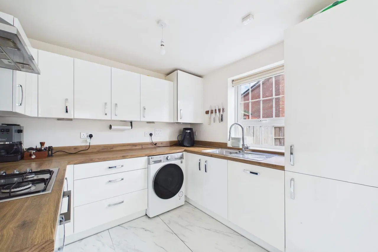 Alexander Way, Leighton Buzzard, LU7, photo 5