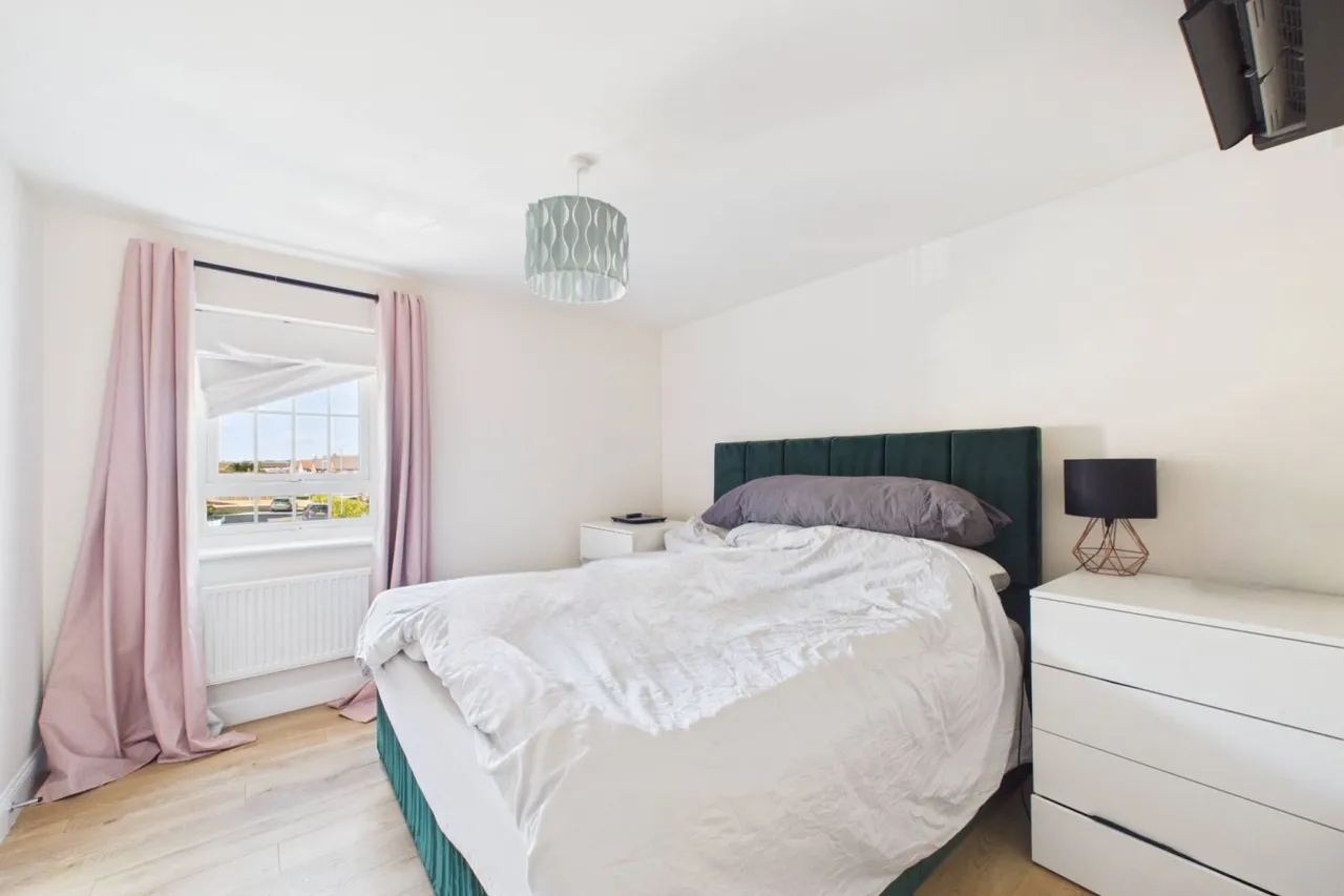 Alexander Way, Leighton Buzzard, LU7, photo 8