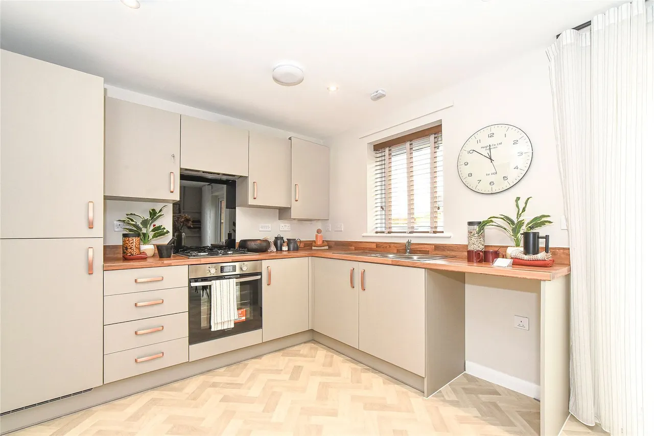 Foundry Lane, Chippenham, Wiltshire, SN15, photo 3