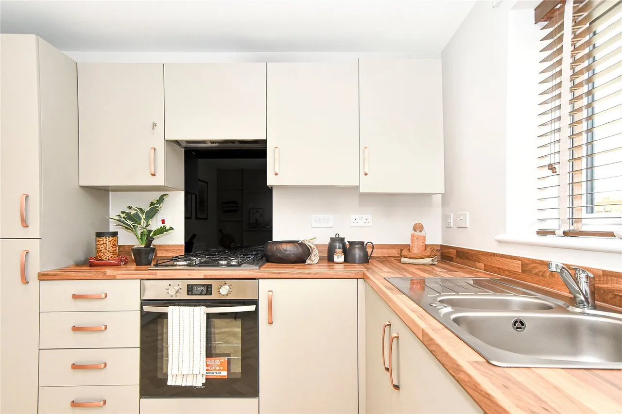 Foundry Lane, Chippenham, Wiltshire, SN15, photo 4