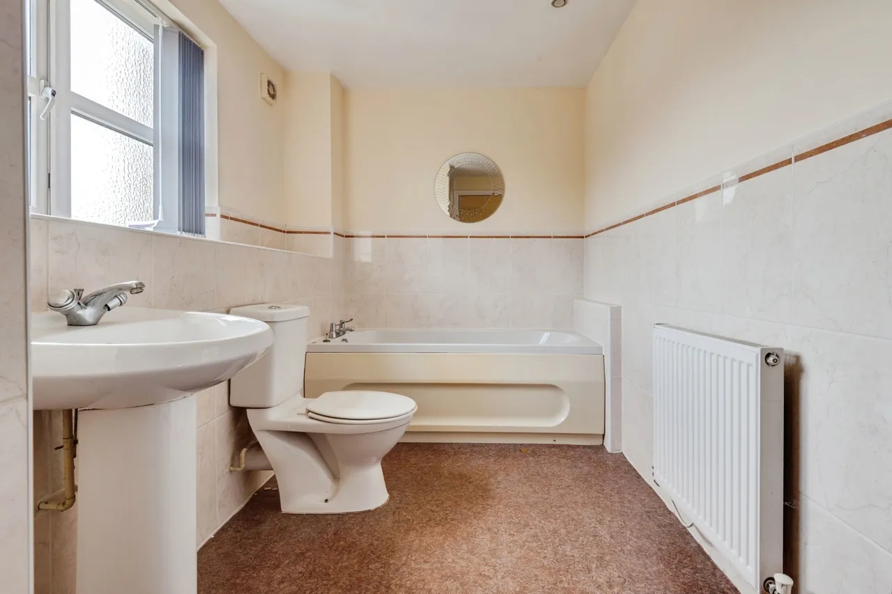 Colonel Drive, Liverpool, L12, photo 11