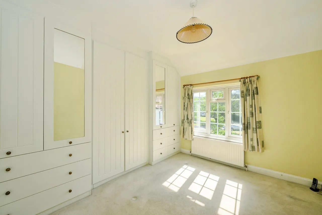Downs Way, Great Bookham, KT23, photo 10