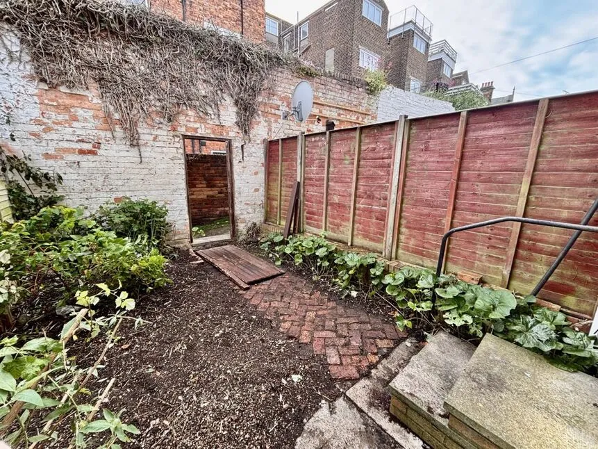 Belvedere Terrace, Scarborough, YO11, photo 9
