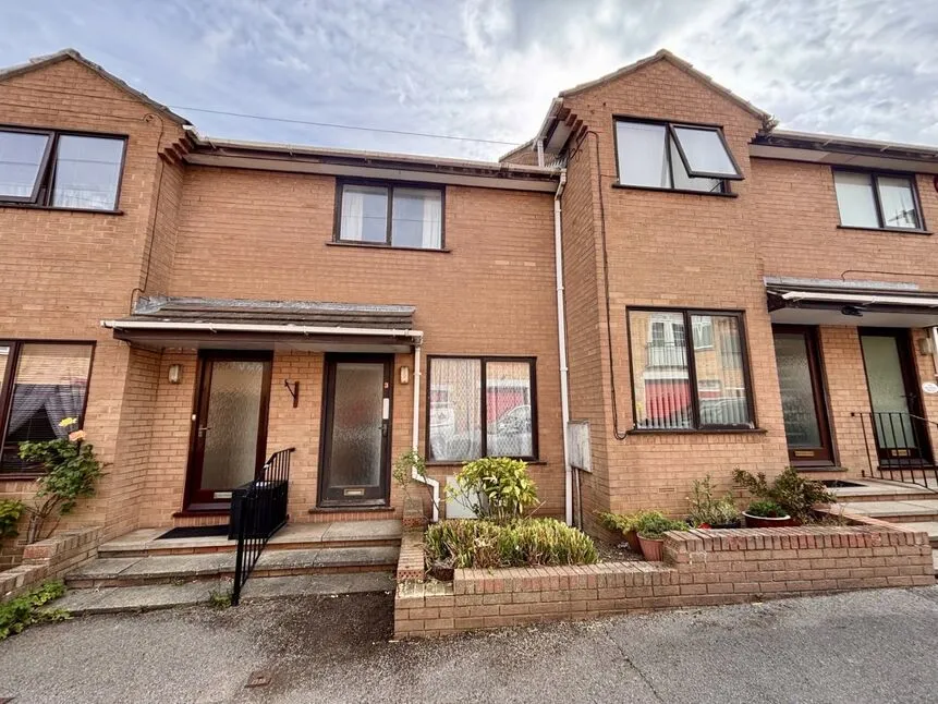 2 bed house for sale, Belvedere Terrace, Scarborough, YO11