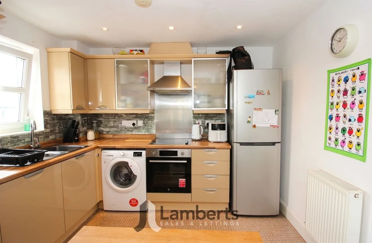 7 Shottery Close, Redditch, photo 5