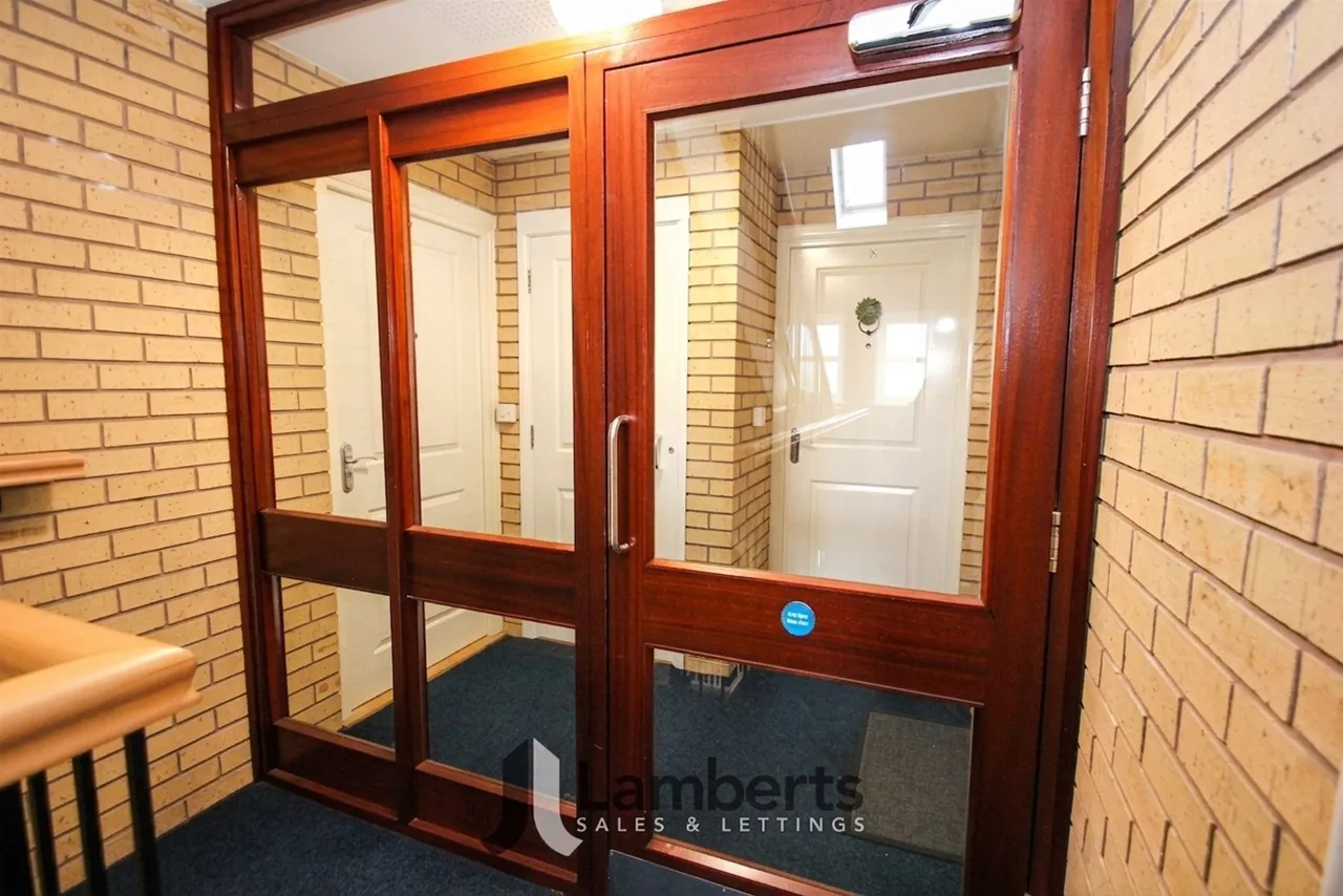 7 Shottery Close, Redditch, photo 15