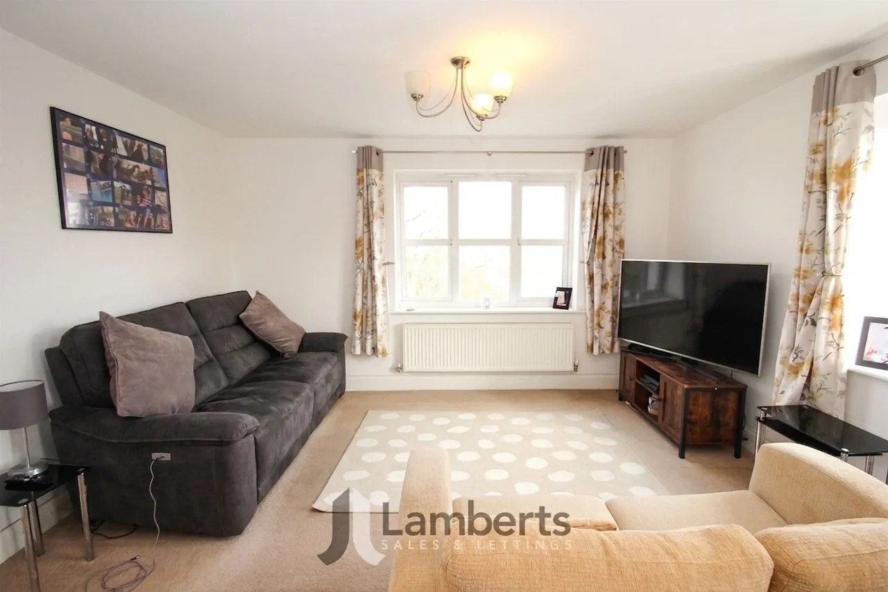 7 Shottery Close, Redditch, photo 6