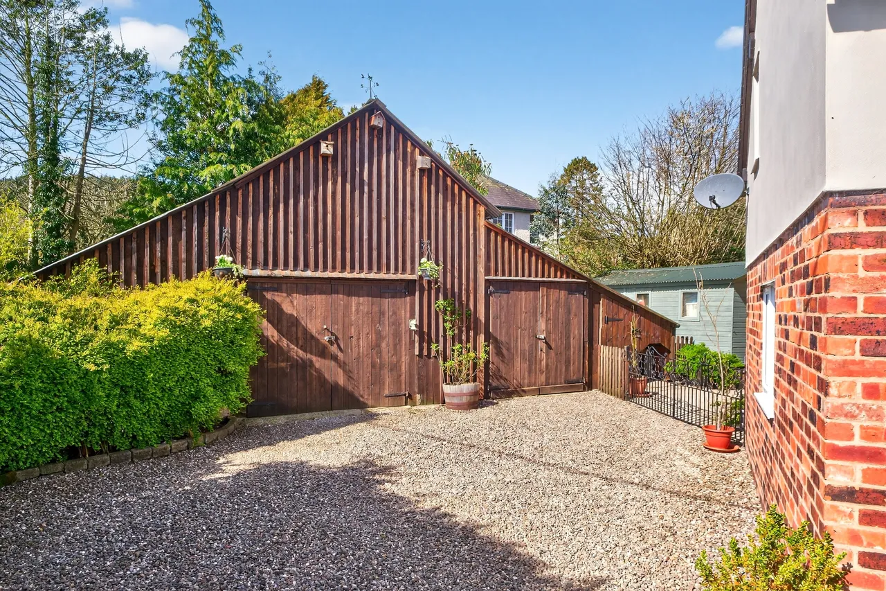 Chapel Lawn Road, Bucknell, SY7, photo 27