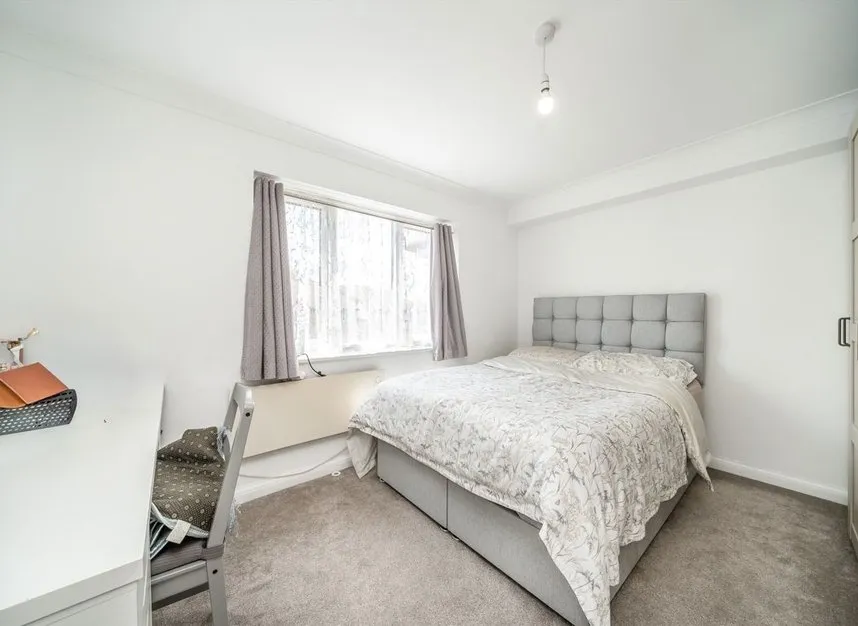 Varsity Drive, Twickenham, TW1, photo 4