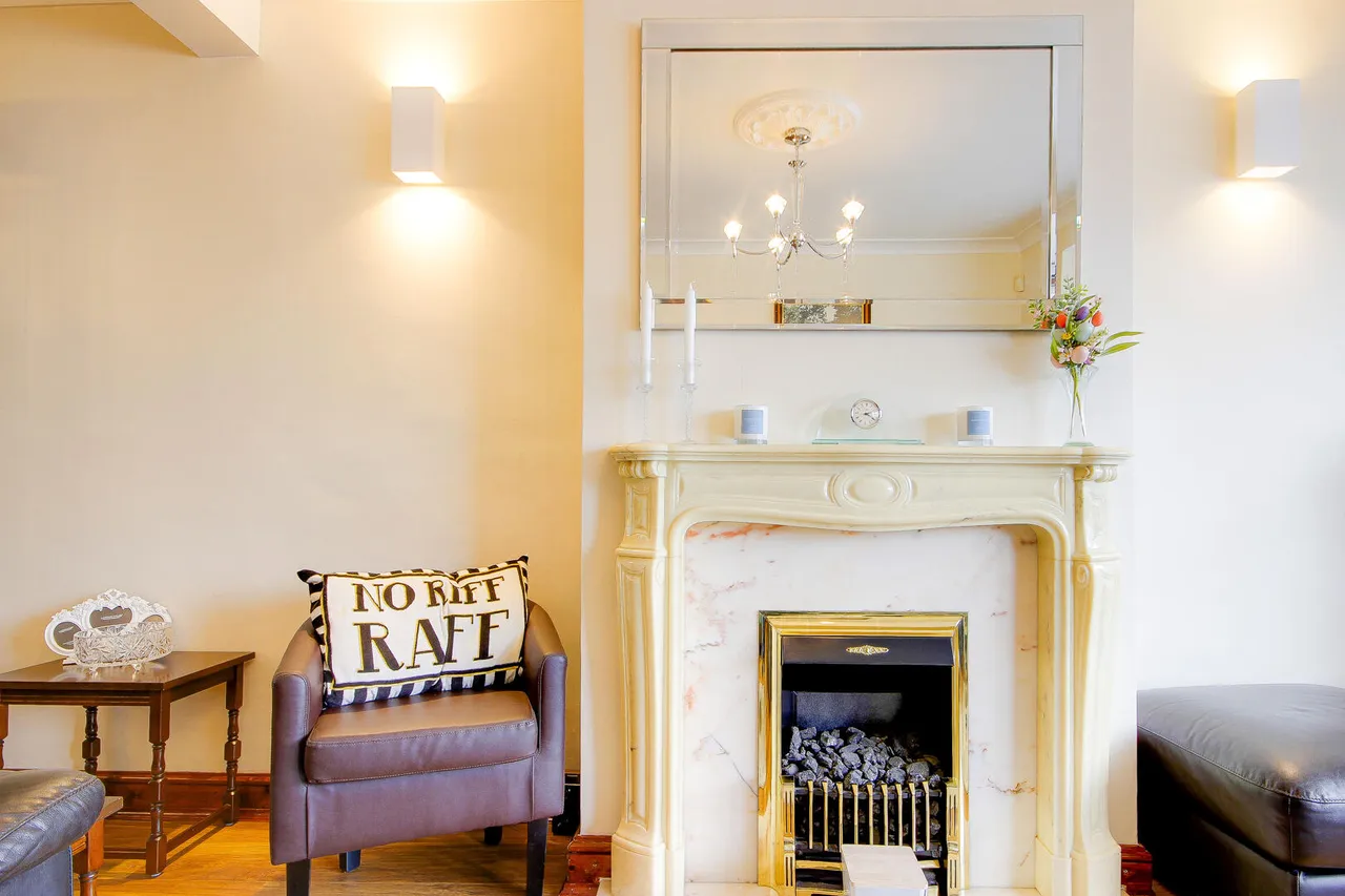 Broadlands Avenue, Enfield, EN3, photo 21