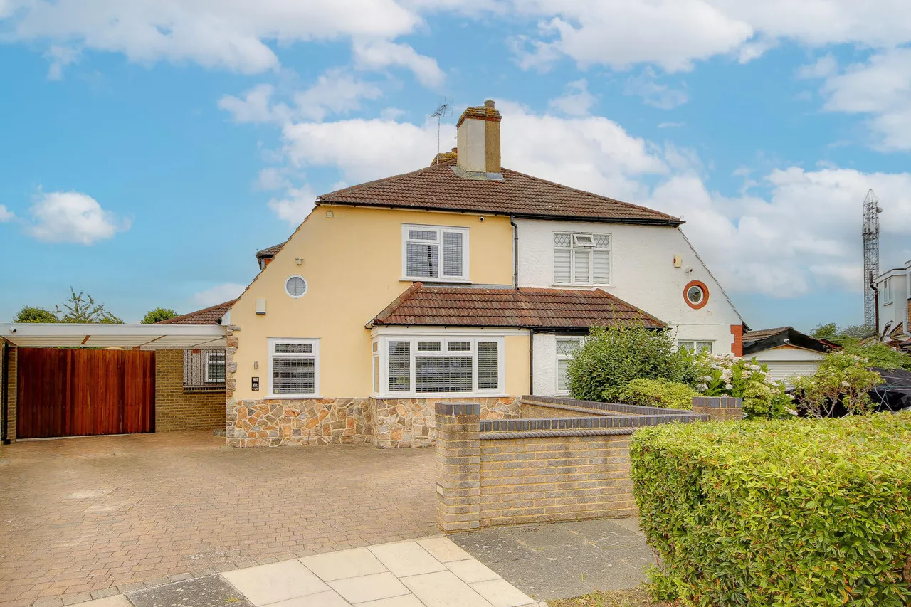 Broadlands Avenue, Enfield, EN3, photo 42