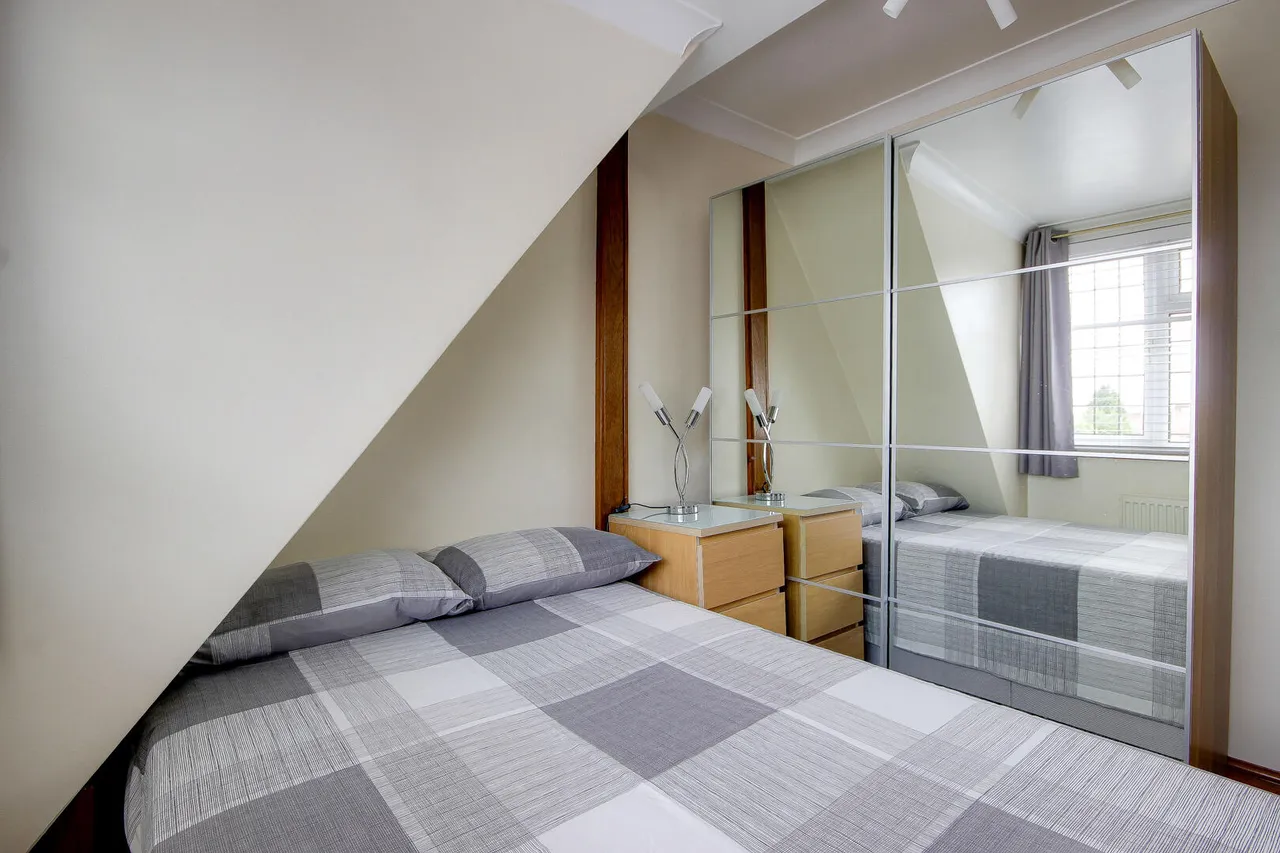 Broadlands Avenue, Enfield, EN3, photo 11