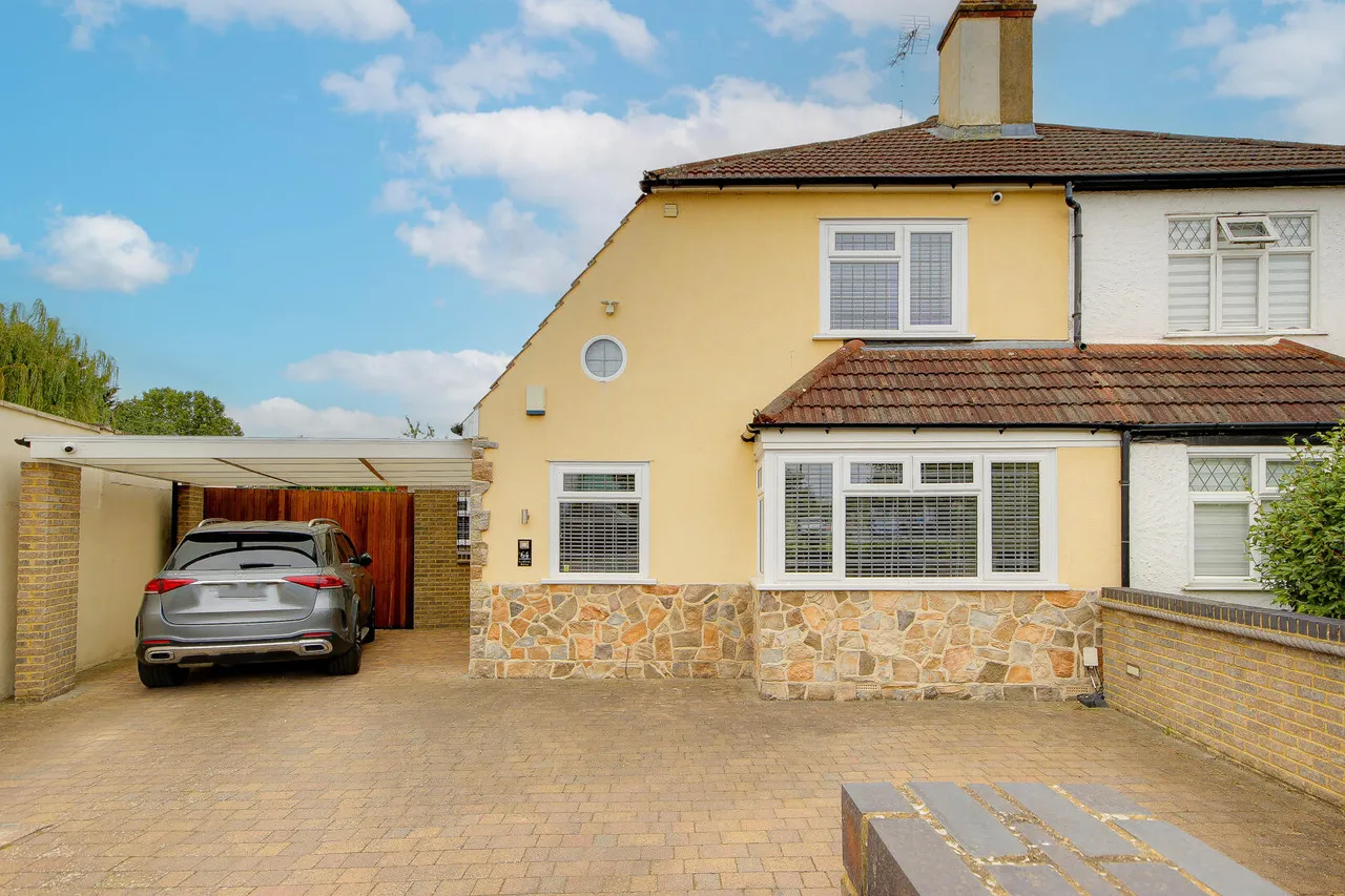 Broadlands Avenue, Enfield, EN3, photo 40