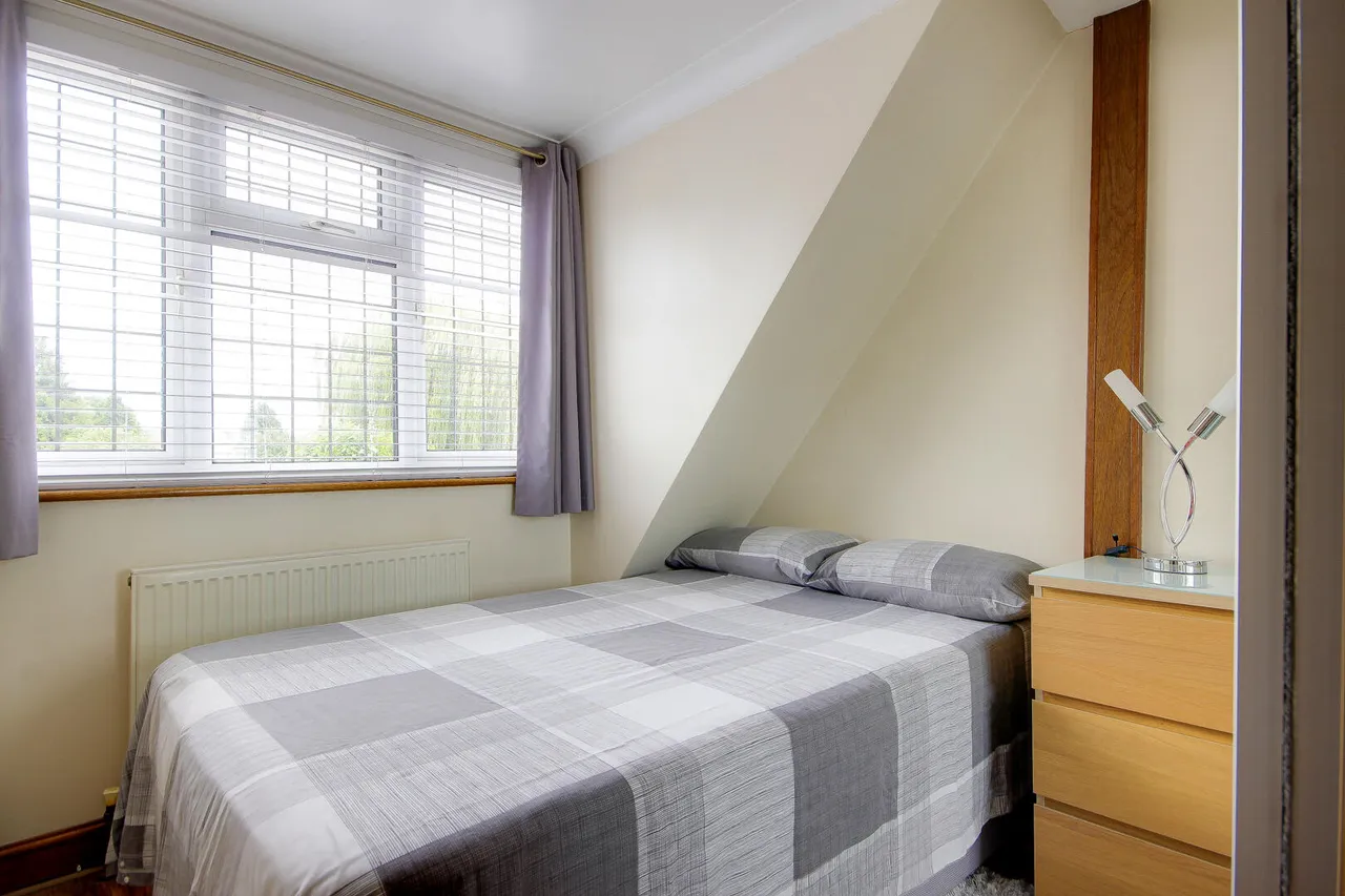 Broadlands Avenue, Enfield, EN3, photo 10