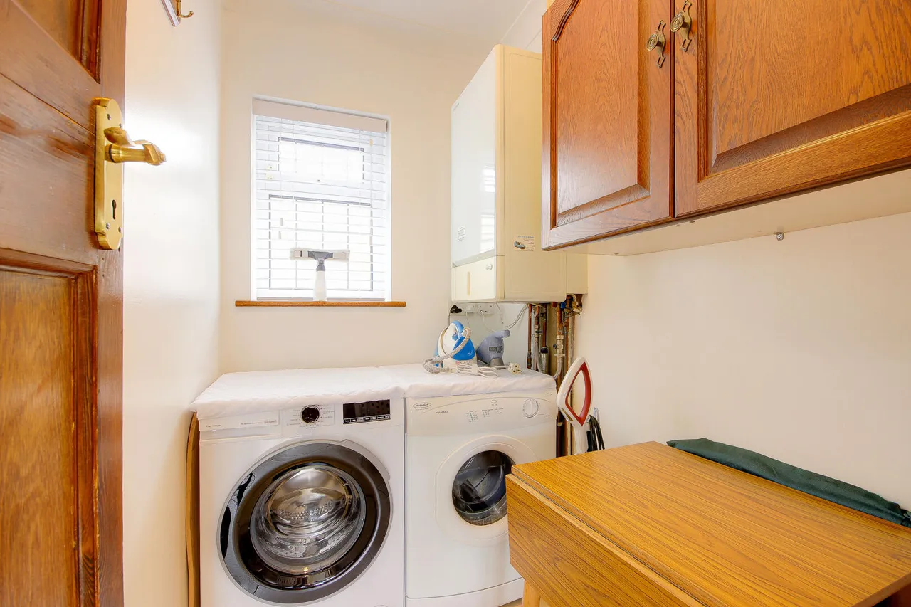 Broadlands Avenue, Enfield, EN3, photo 27