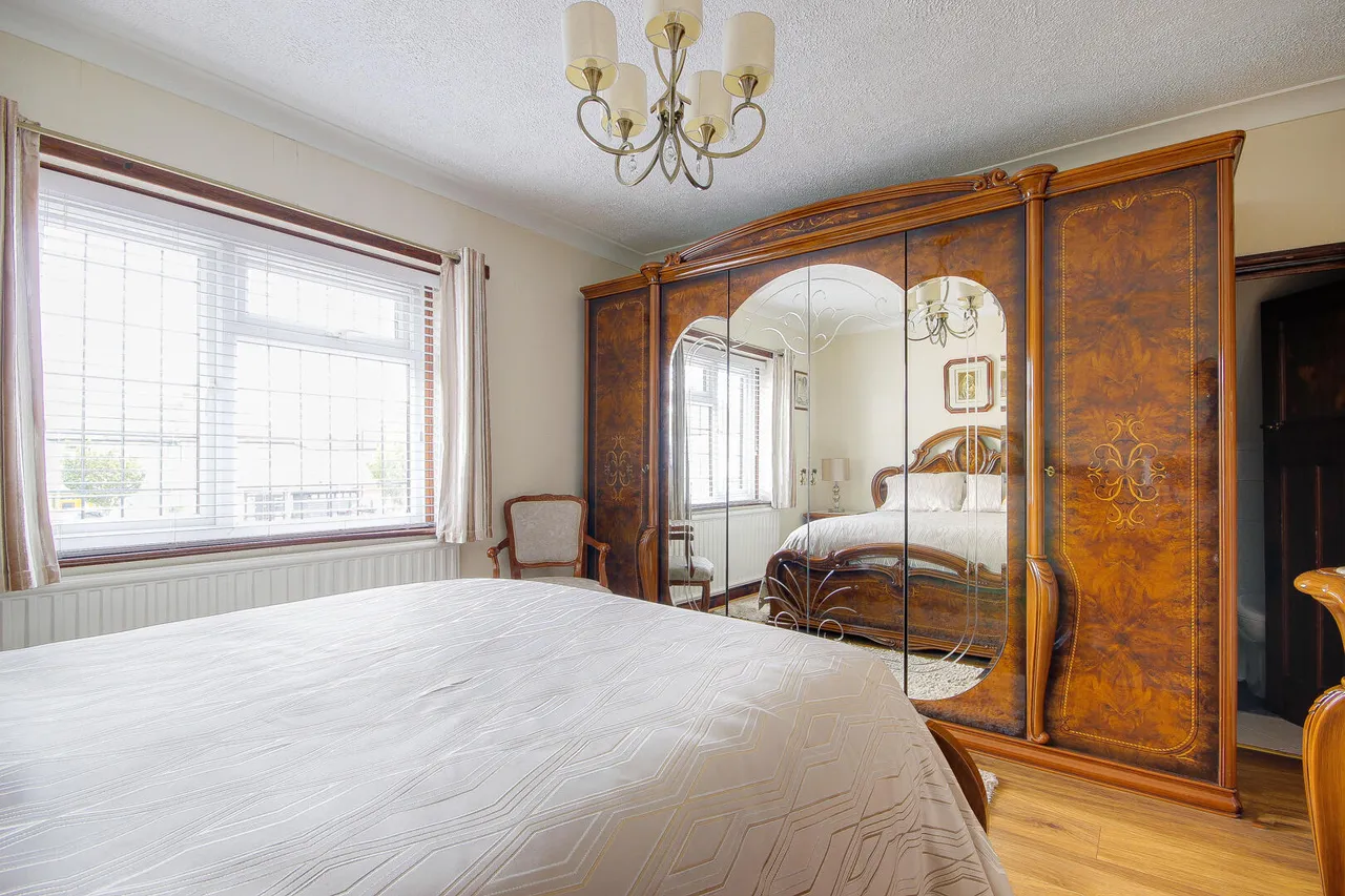 Broadlands Avenue, Enfield, EN3, photo 13