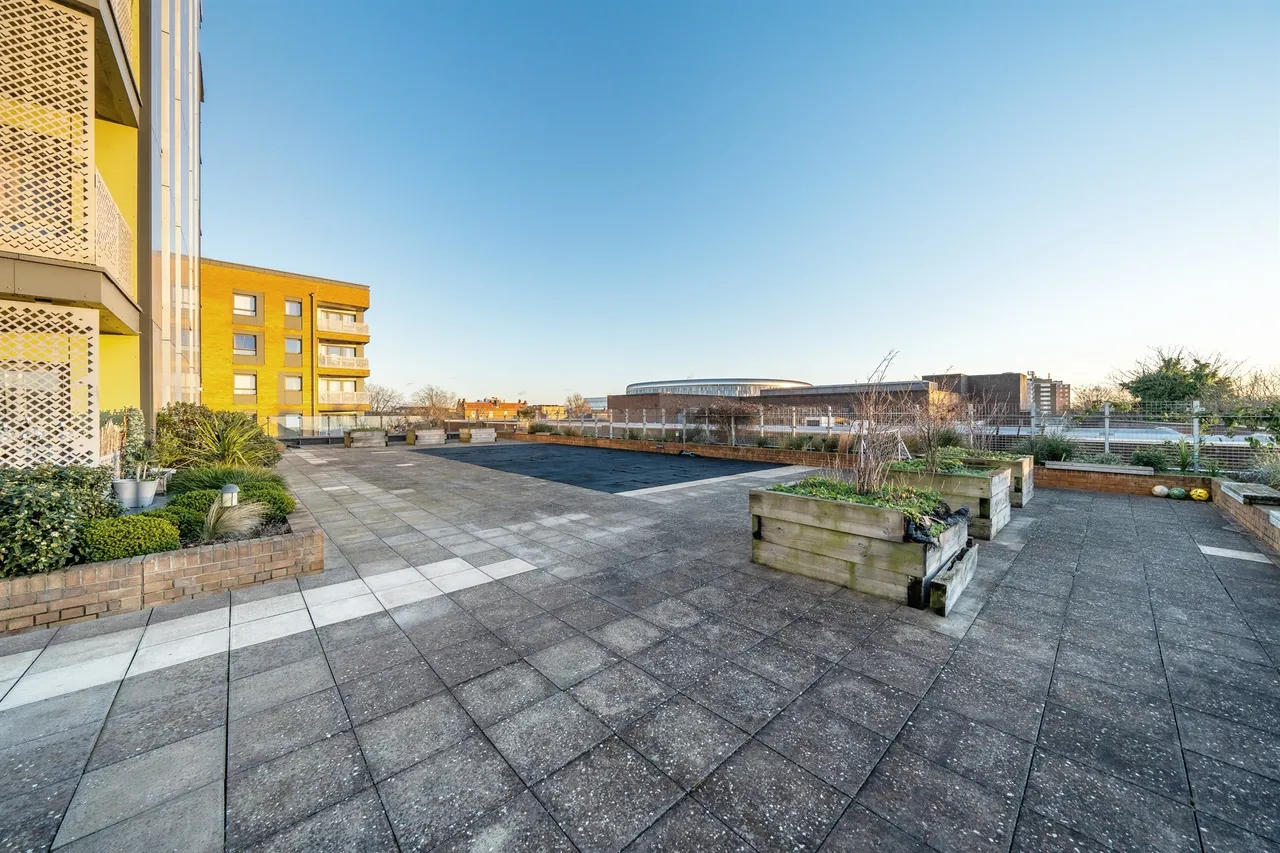 Cannon Road, London, N17, photo 13
