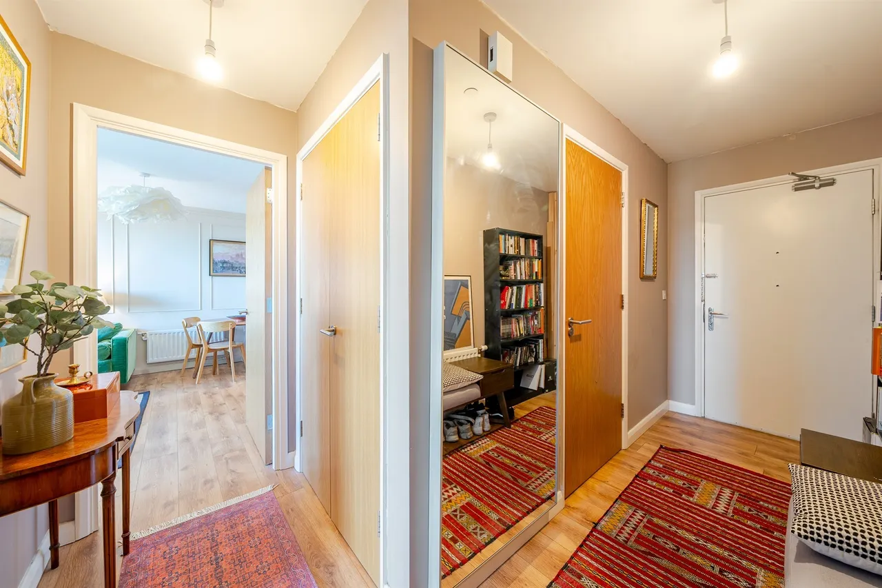 Cannon Road, London, N17, photo 6