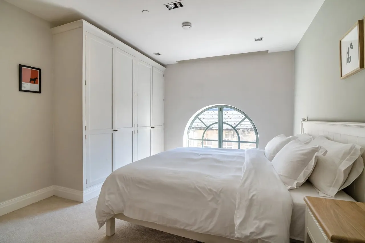 Beehive Yard, Bath, Somerset, BA1, photo 6
