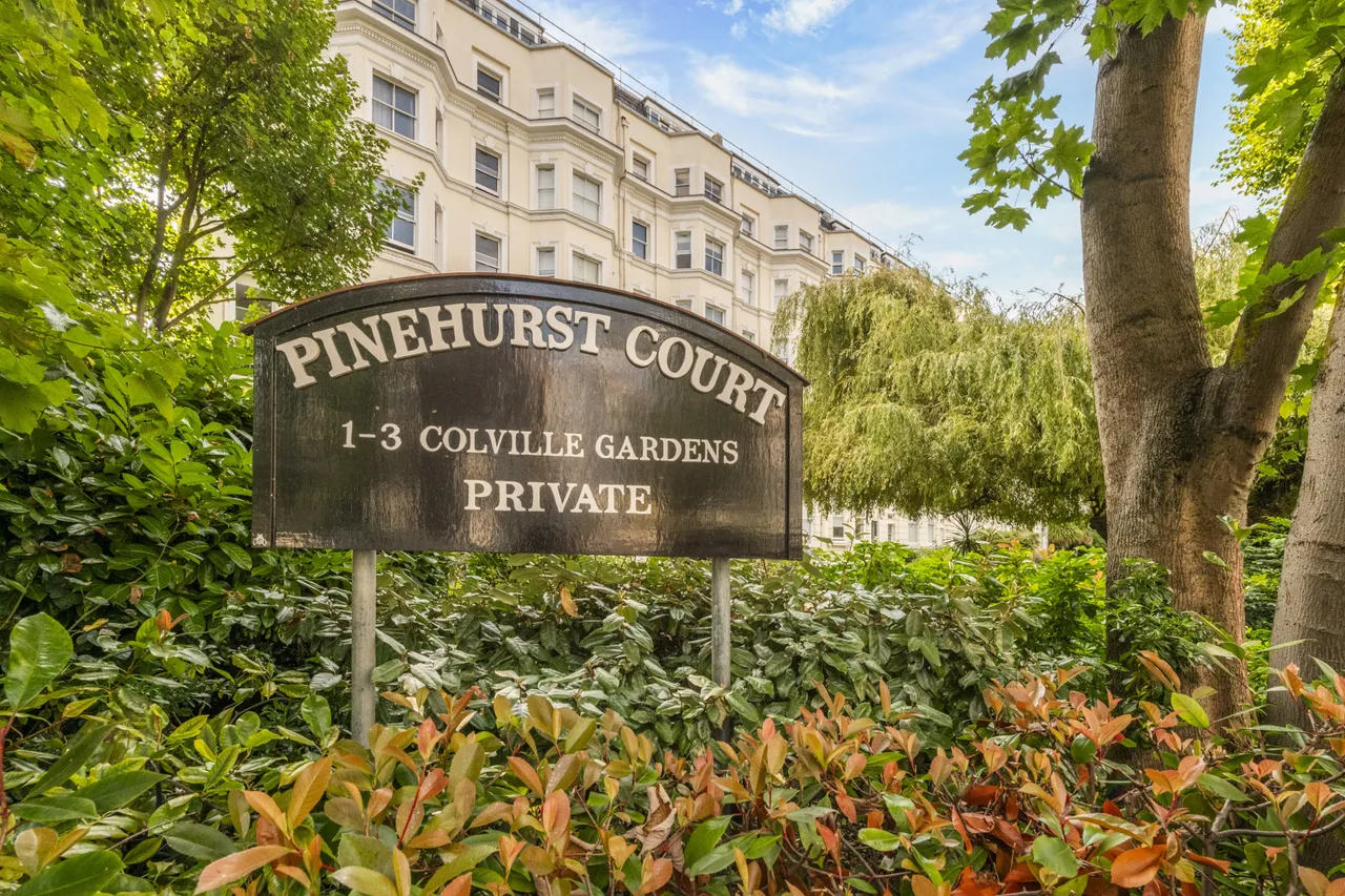 1 bed flat for sale, Colville Gardens, Notting Hill, W11