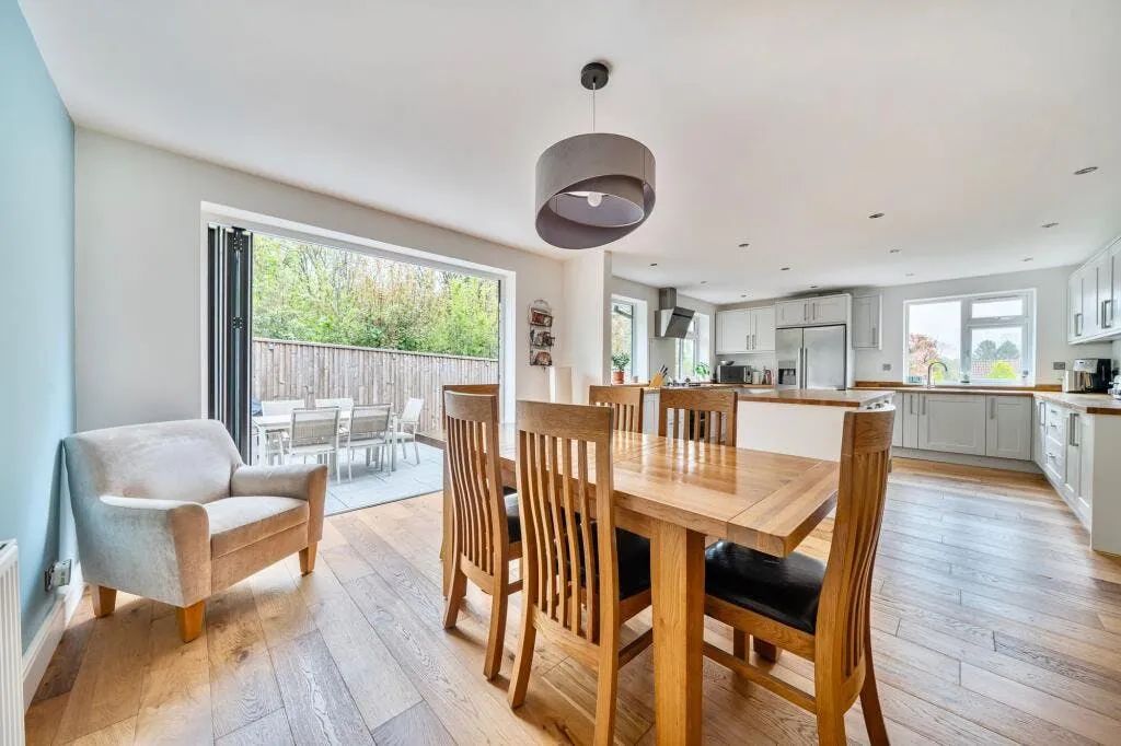 St. Georges Hill, Easton-In-Gordano, BS20, photo 2