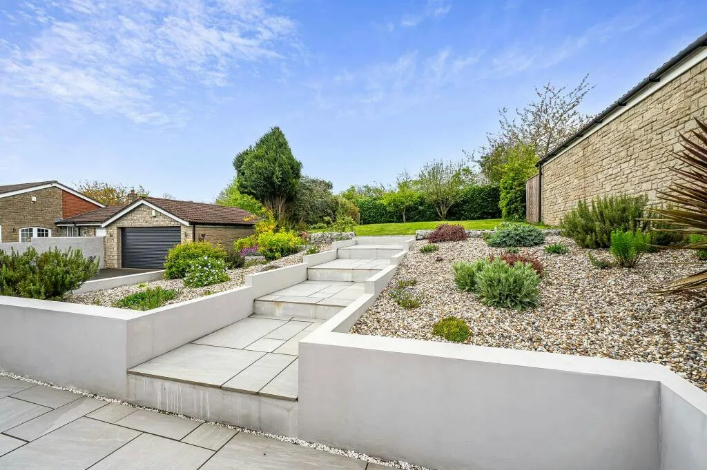 St. Georges Hill, Easton-In-Gordano, BS20, photo 21