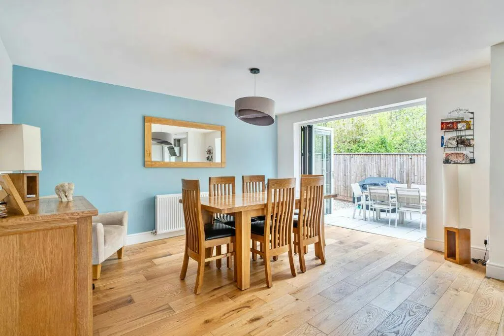 St. Georges Hill, Easton-In-Gordano, BS20, photo 8