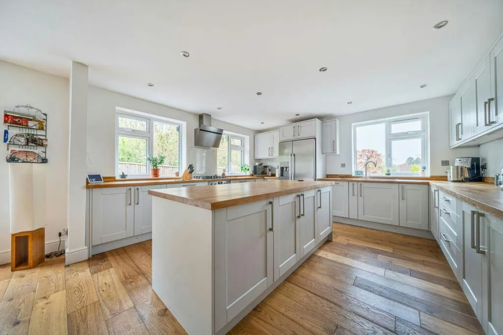 St. Georges Hill, Easton-In-Gordano, BS20, photo 6