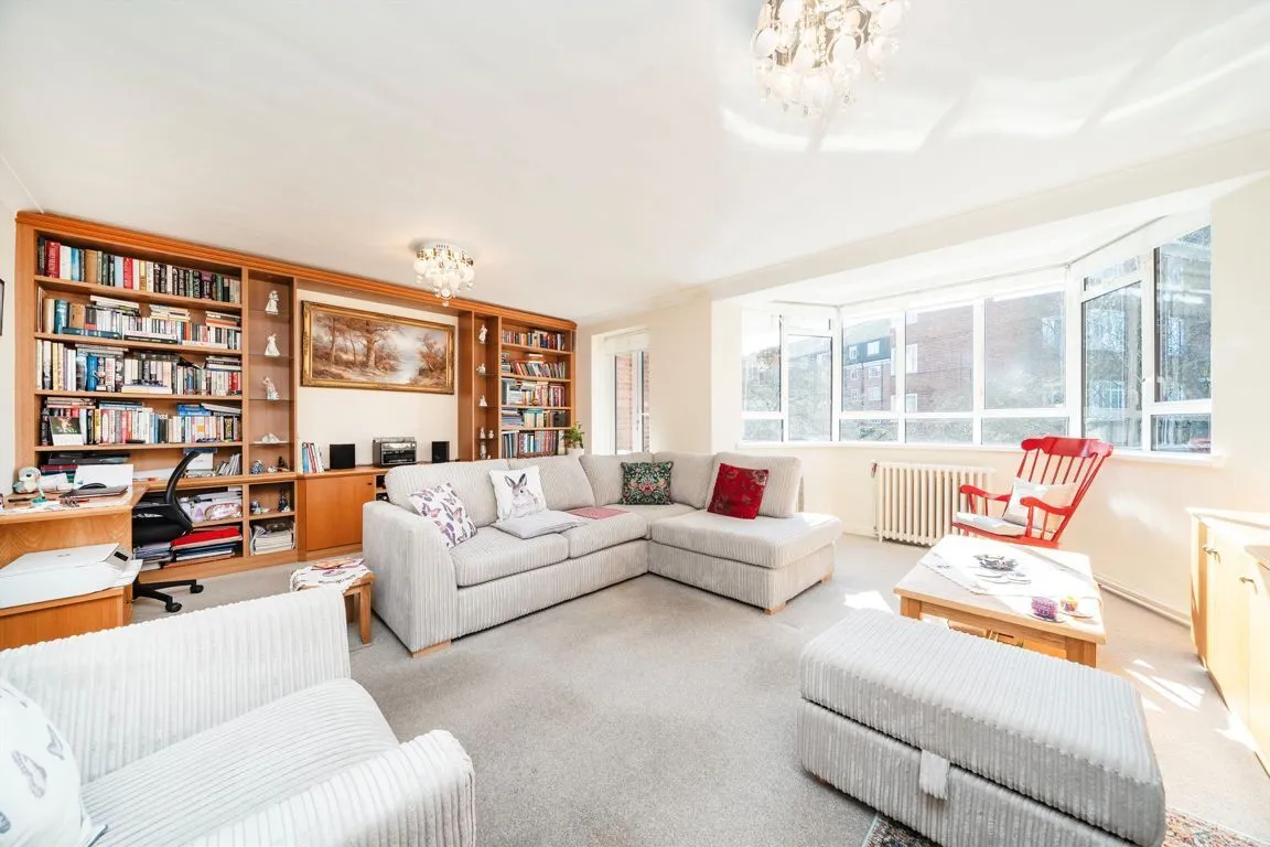 Heathfield Terrace, W4, photo 2