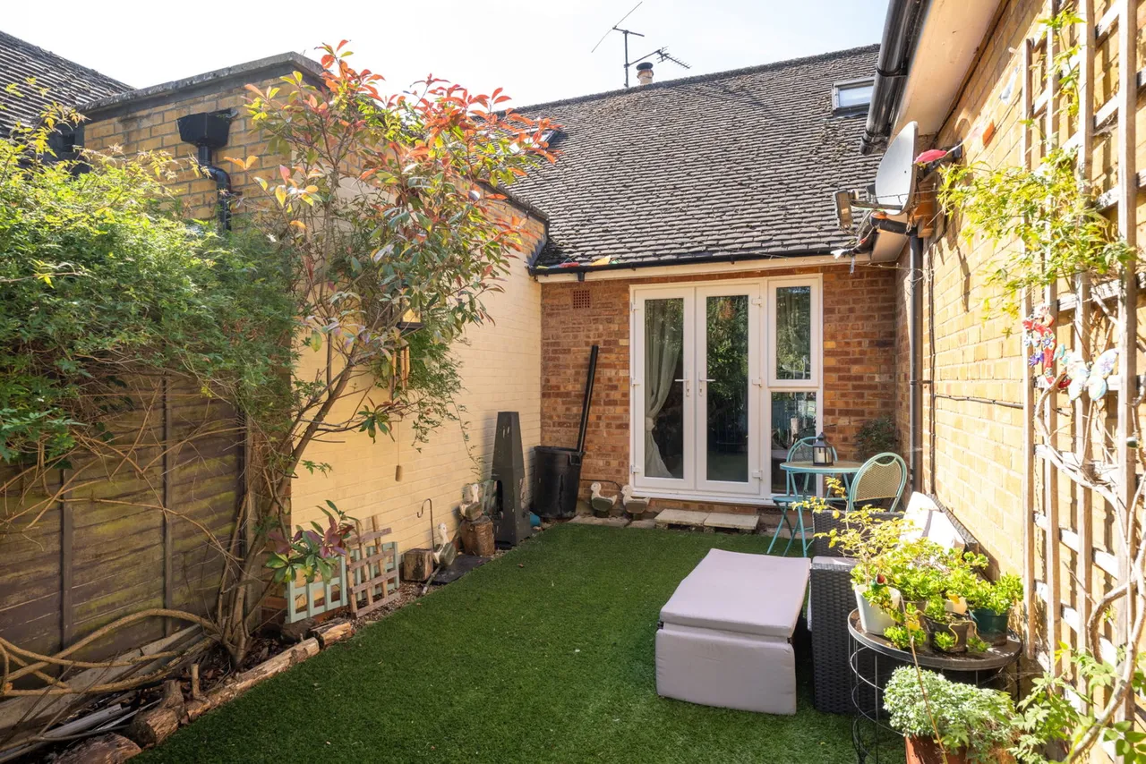 The Hyde, Weston Turville, photo 17