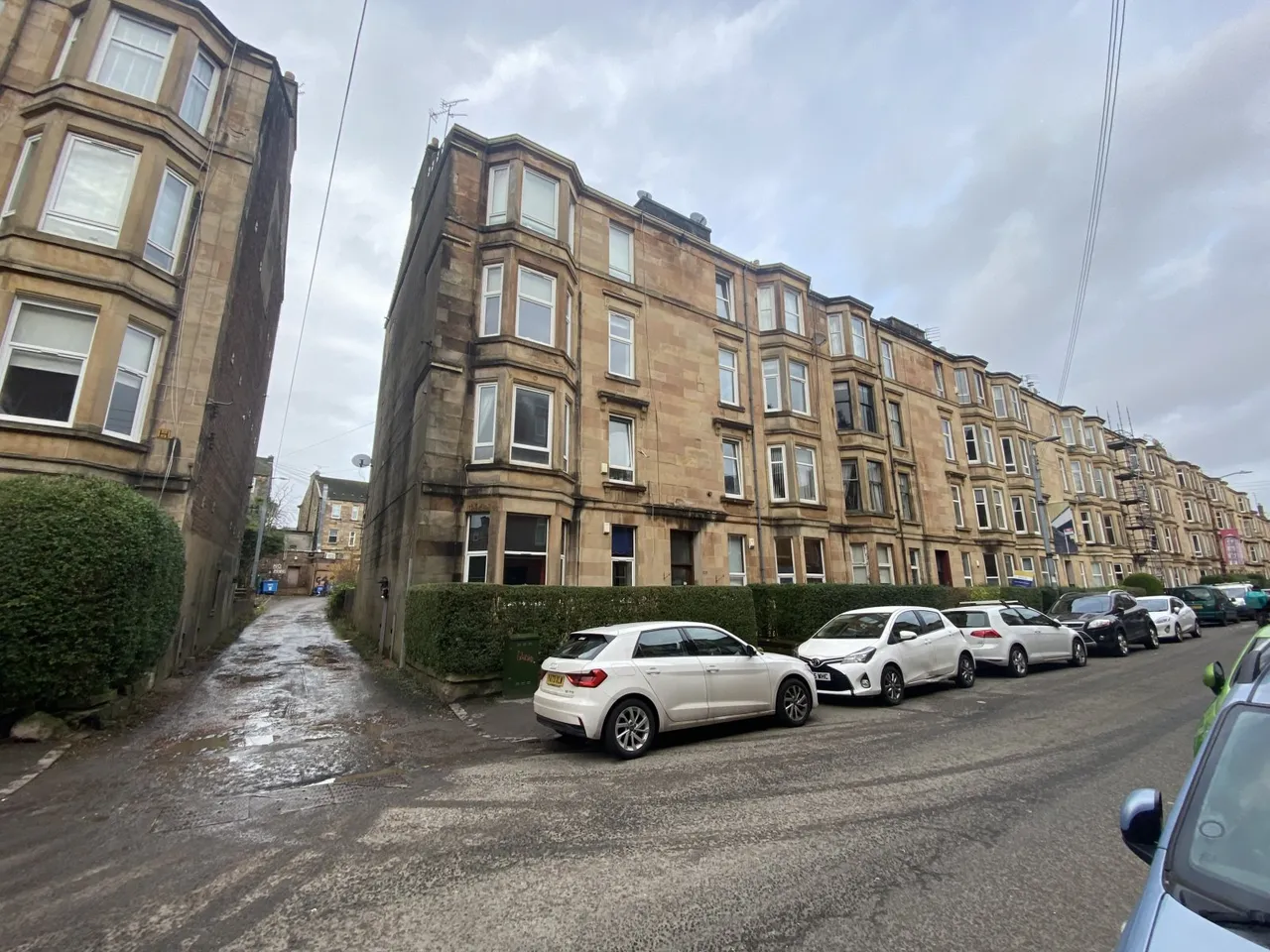 2 bed flat to rent, Deanston Drive, Glasgow, G41