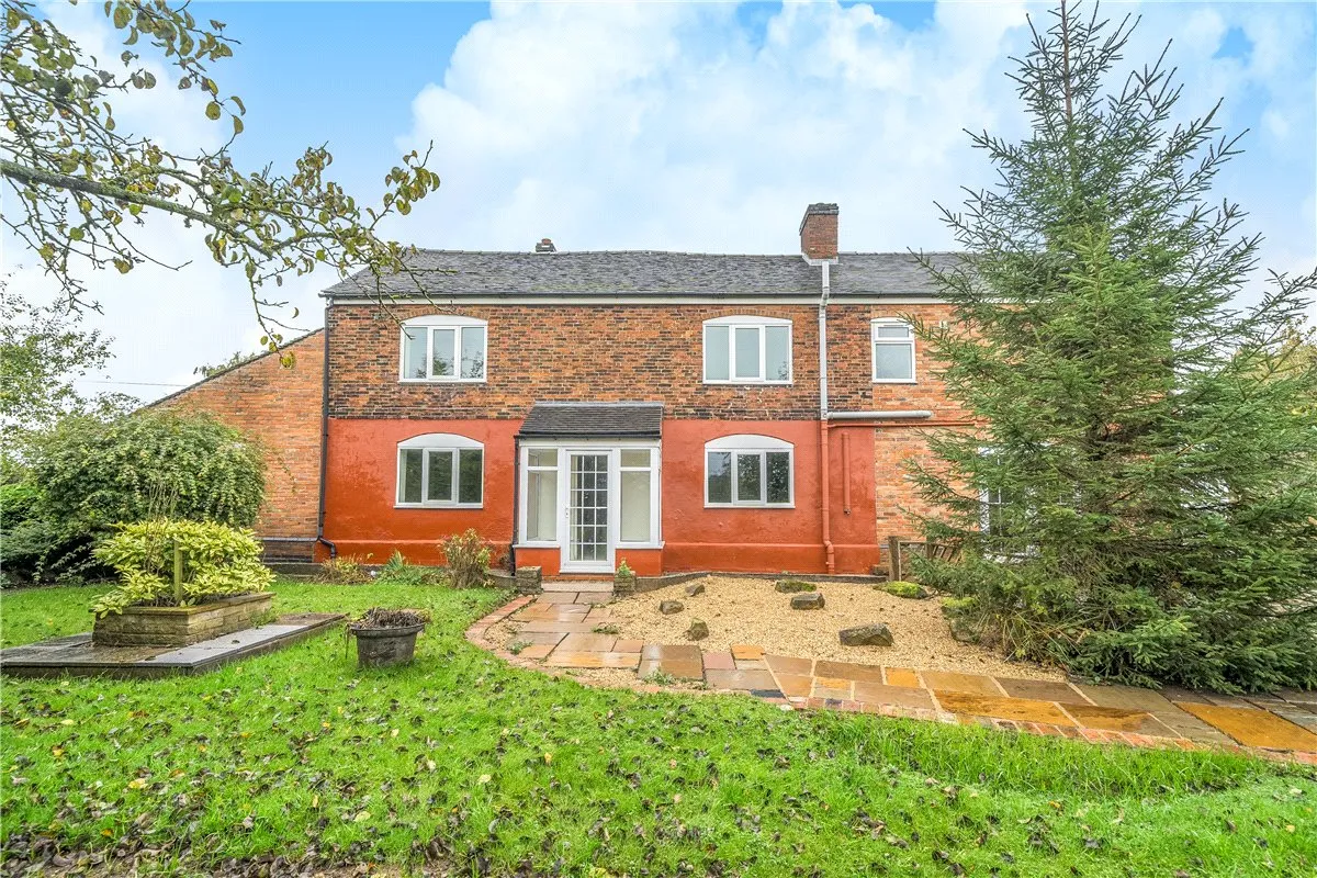 Tuppenhurst Lane, Rugeley, WS15, photo 8
