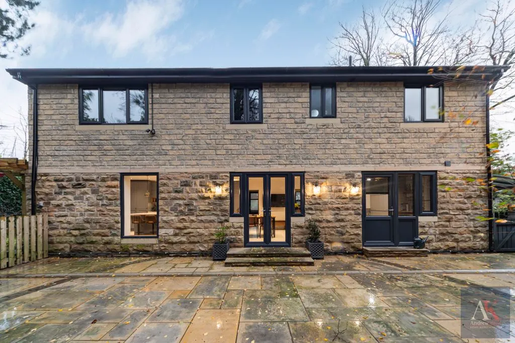 Halifax Road, Todmorden OL14 5RX, photo 40