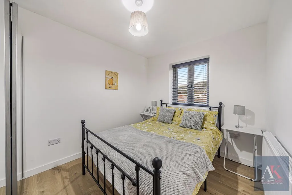 Halifax Road, Todmorden OL14 5RX, photo 37