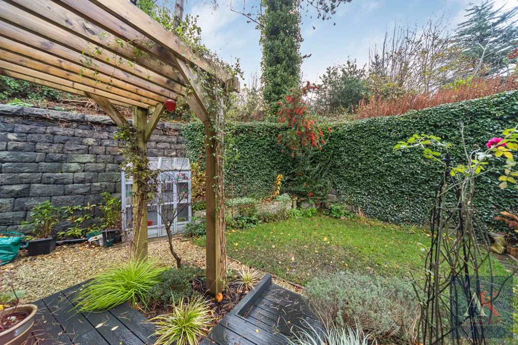 Halifax Road, Todmorden OL14 5RX, photo 46