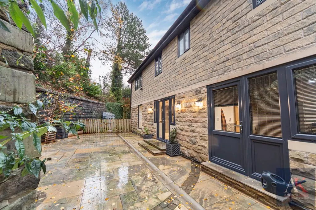 Halifax Road, Todmorden OL14 5RX, photo 44