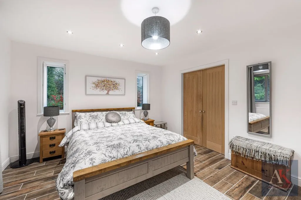 Halifax Road, Todmorden OL14 5RX, photo 23