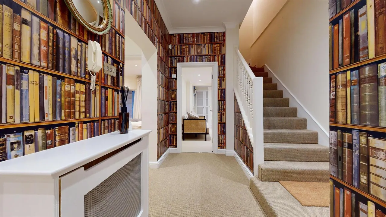 Old Brompton Road, London, SW5, photo 9