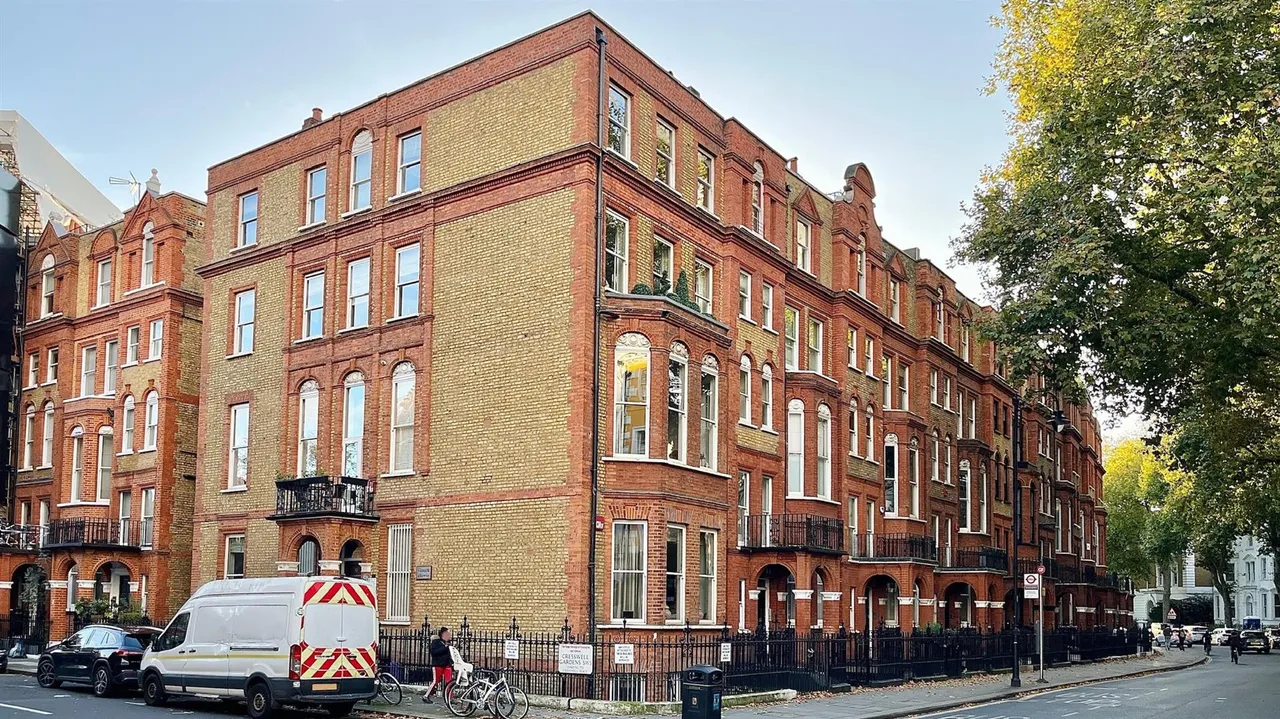 Old Brompton Road, London, SW5, photo 22