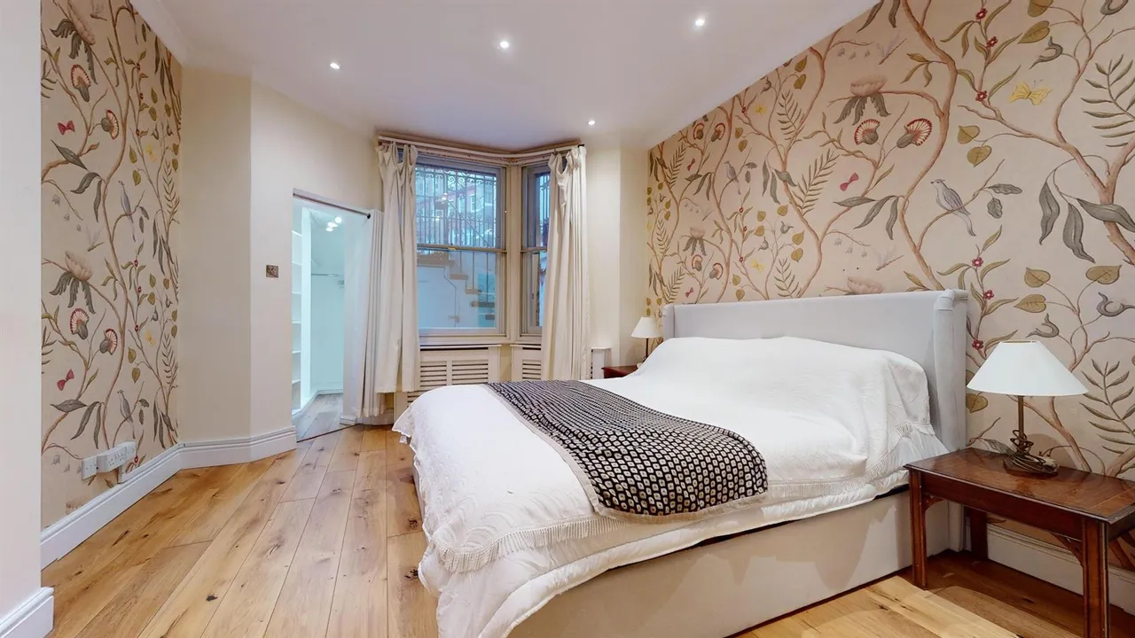 Old Brompton Road, London, SW5, photo 11