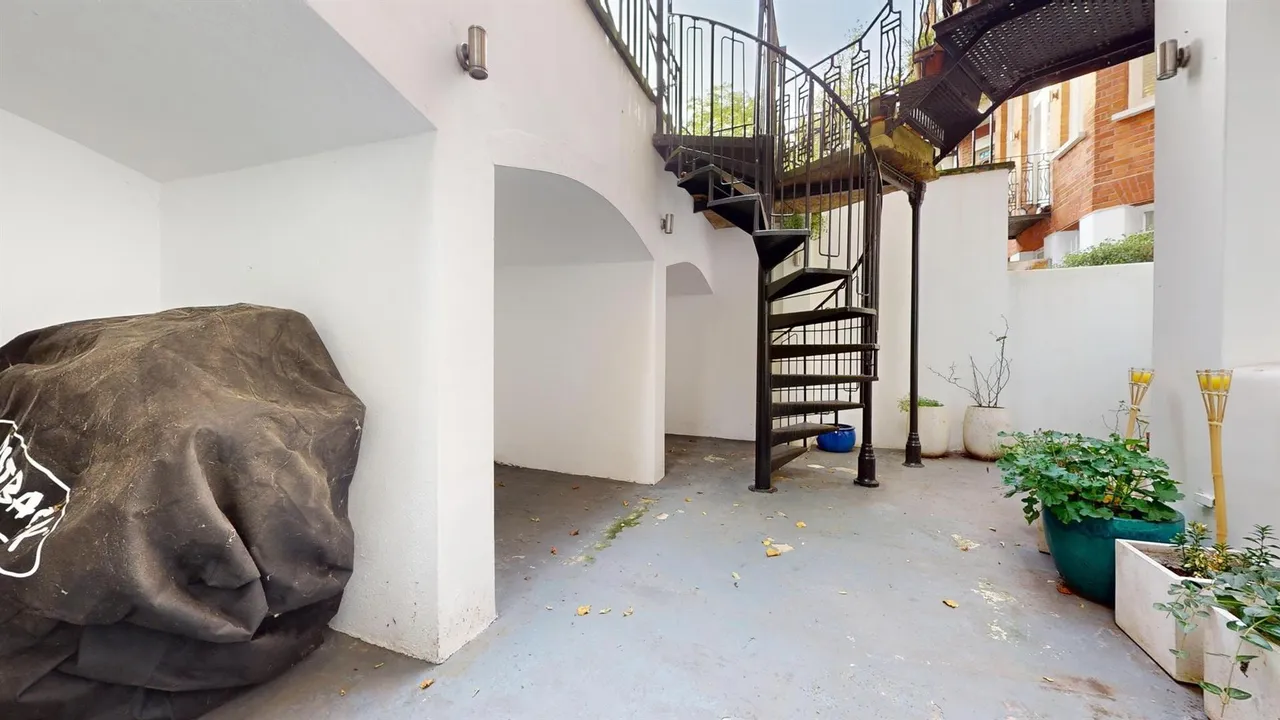 Old Brompton Road, London, SW5, photo 20