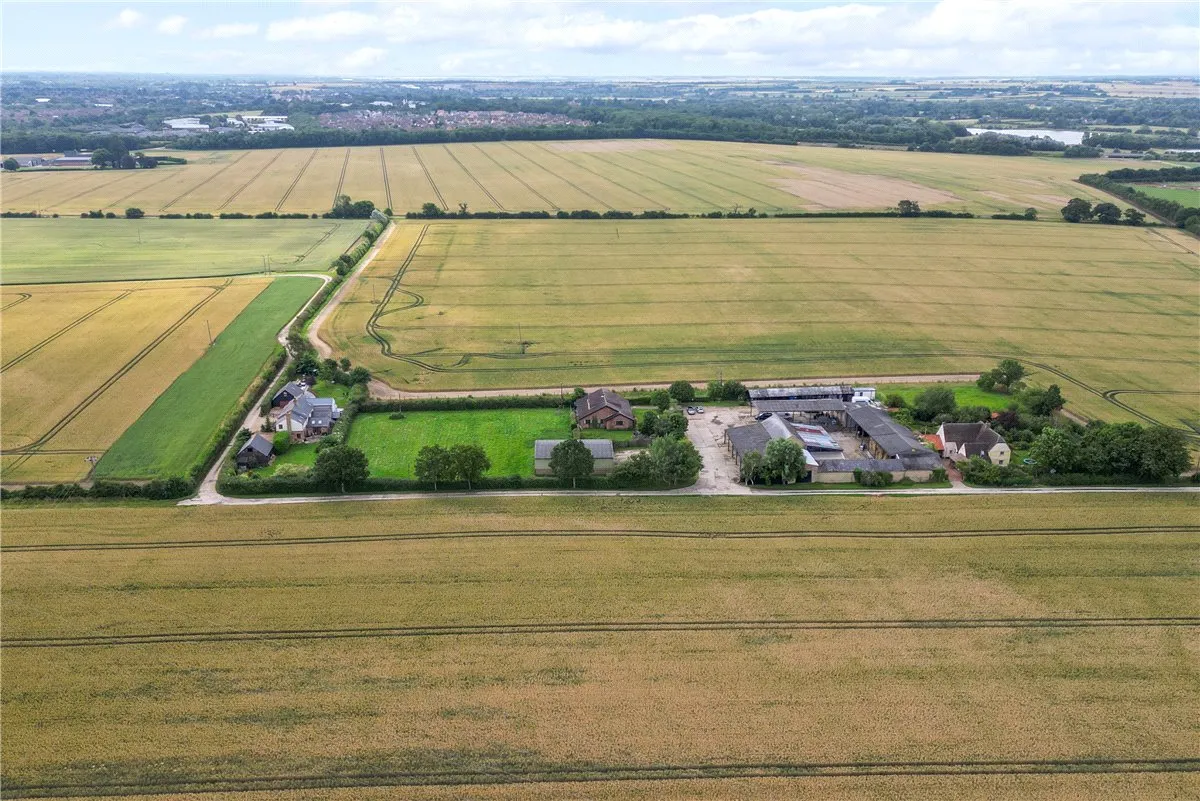 Waterloo Farmhouse, Great Stukeley, PE28, photo 3