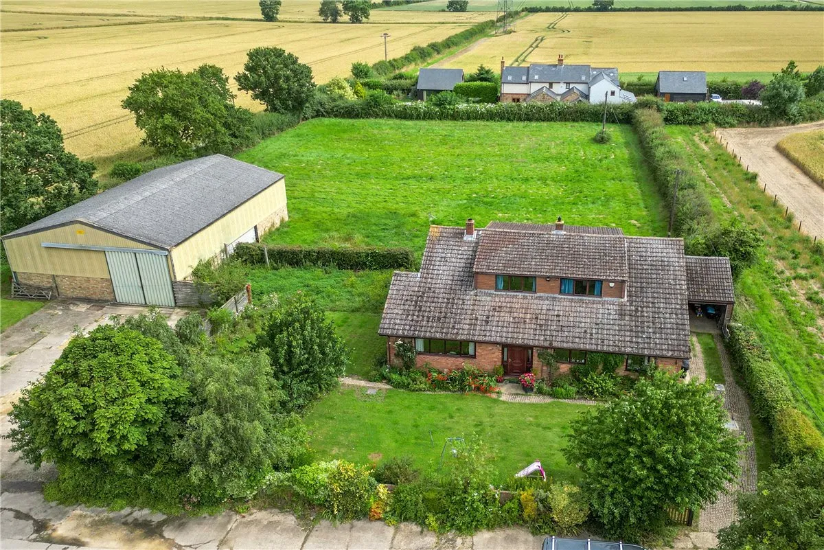 6 bed house for sale, Waterloo Farmhouse, Great Stukeley, PE28