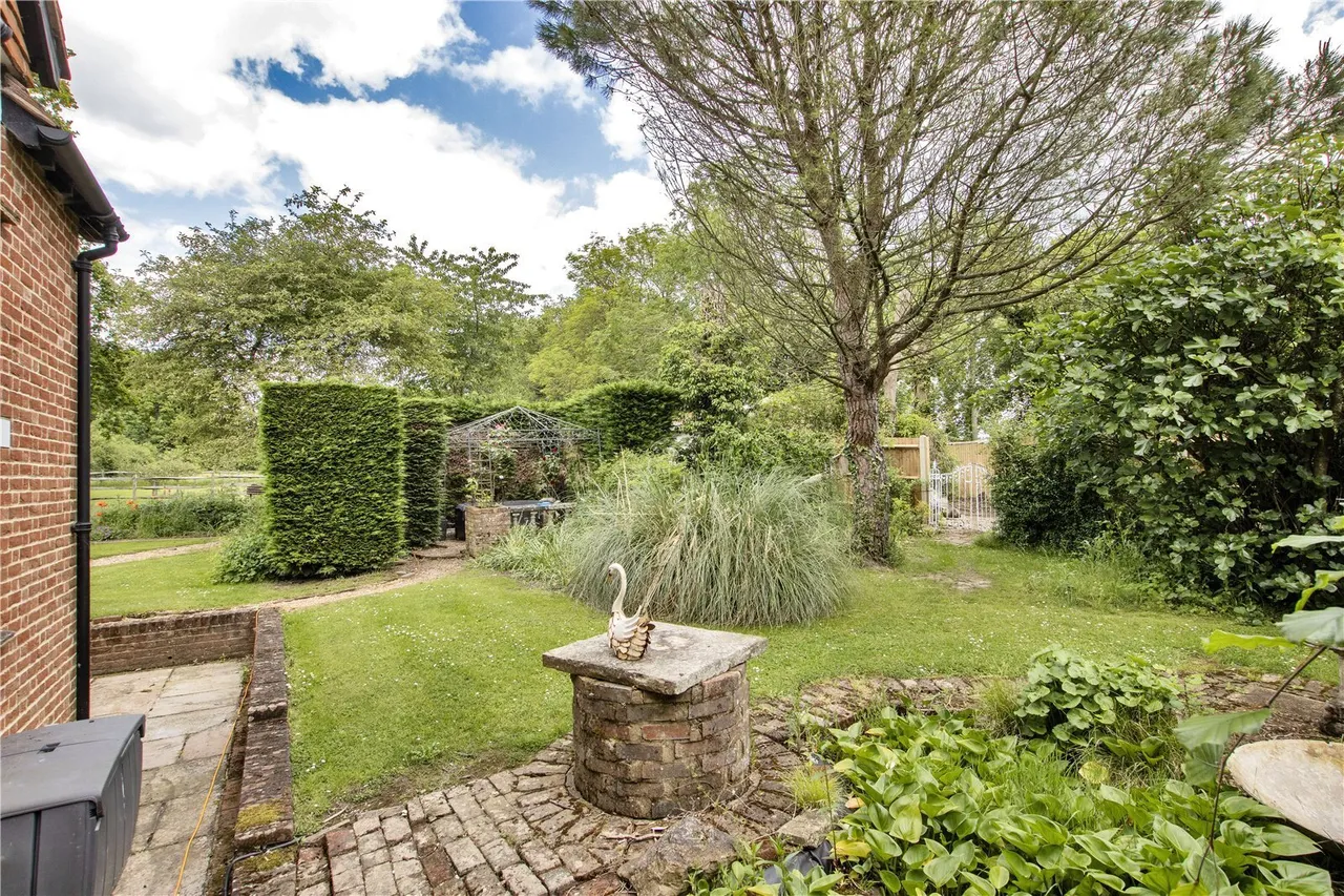 Tonbridge Road, Bough Beech, TN8, photo 14