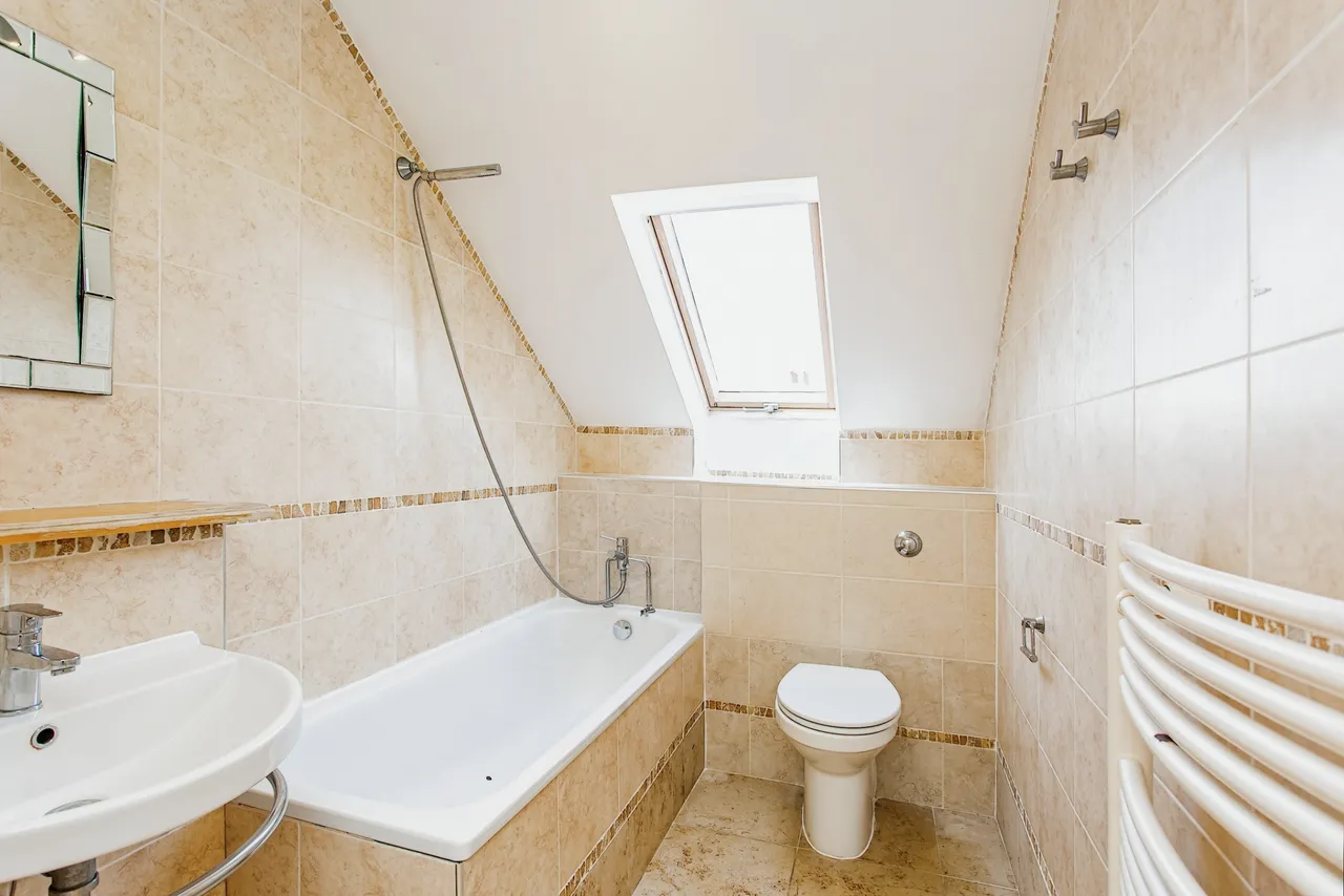 Audley Court, 1 Forge Way, Southend-on-Sea, Essex, SS1, photo 7