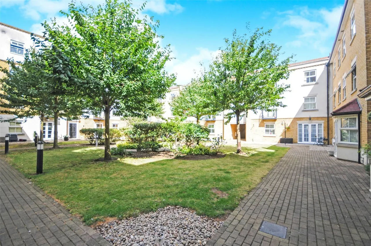 Audley Court, 1 Forge Way, Southend-on-Sea, Essex, SS1, photo 14