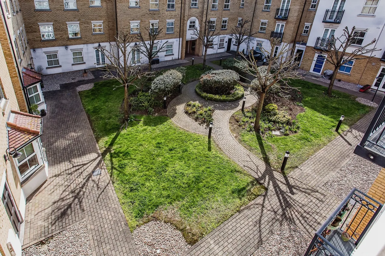 Audley Court, 1 Forge Way, Southend-on-Sea, Essex, SS1, photo 9